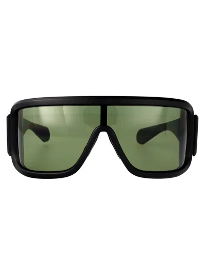 Moncler Sunglasses In Green