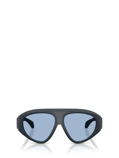 Moncler Sunglasses In Black