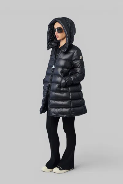 Moncler Suyenne Long Parka In Black
