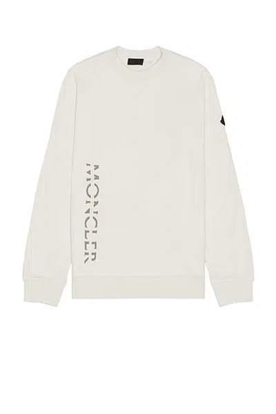 Moncler Sweater In White