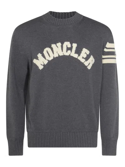Moncler Logo-embroidered Striped-sleeve Sweater In Gray