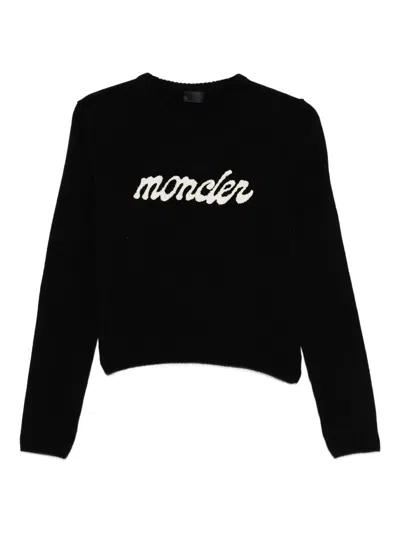 Moncler Cropped Sweater With Contrasting Embroidered Logo In Black