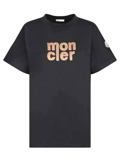 Moncler T-shirts In Black