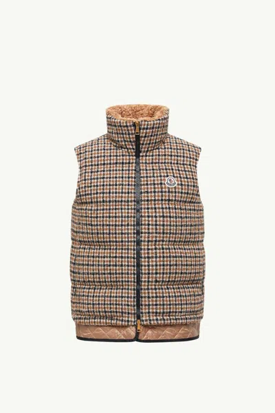 Moncler Touvet Vest In Brown