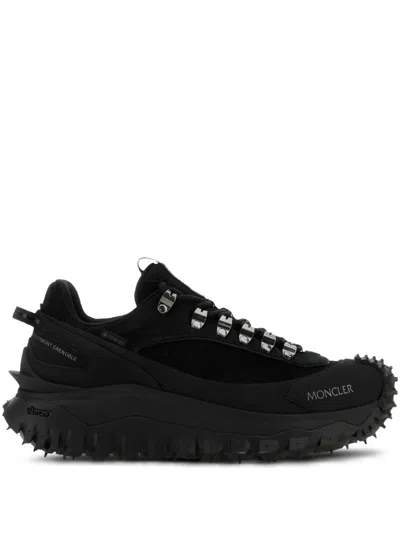 Moncler Trailgrip Apex Sneakers In Black