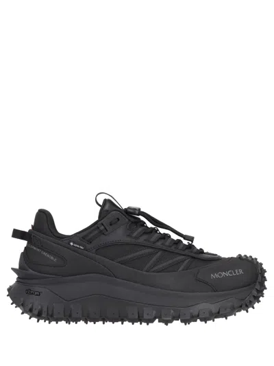 Moncler Trailgrip Gtx Low Top Sneakers In Black
