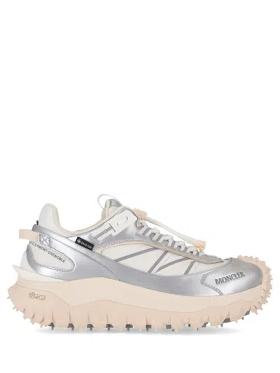 Moncler Trailgrip Gtx Low Top Sneakers In Silver