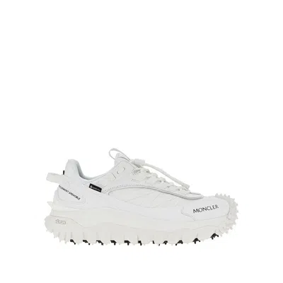 Moncler Trailgrip Gtx Lace-up Fastening Sneakers In White