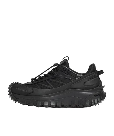 Moncler Trailgrip Sneakers In Black