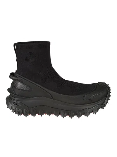 Moncler Trailgrip Knit Sneakers In Nero