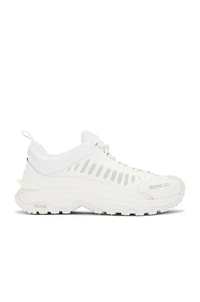 Moncler Men's Trailgrip Lite Low-top Sneakers In White
