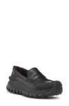 Moncler Trailgrip Loafer In Black