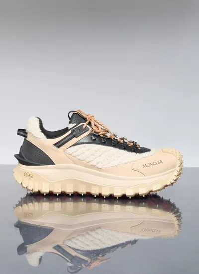 Moncler Trailgrip Low Top Trainers In Orange