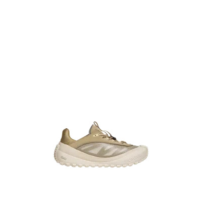 Moncler Trailgrip Lp Low Top Sneakers In Green