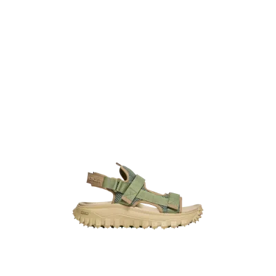 Moncler Trailgrip Vela Sandals In Green