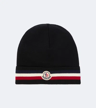 Moncler Mini Stockinette Stitch Beanie With Tricolour Trim And Logo Patch In Metallic
