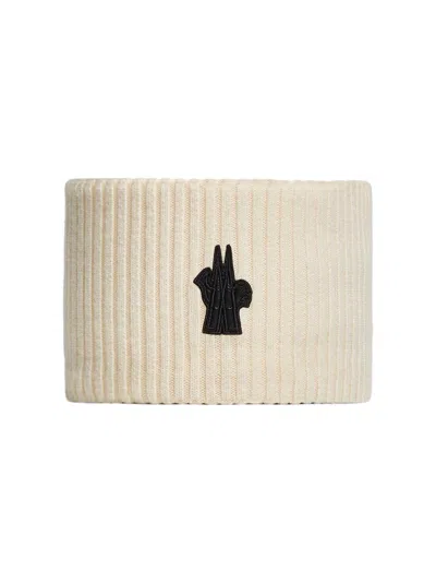 Moncler Tricolor Wool Rib Knit Beanie Hat 7-gauge In Neutral