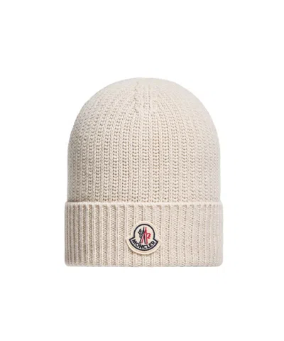Moncler Tricot Wool Blend Beanie In Red