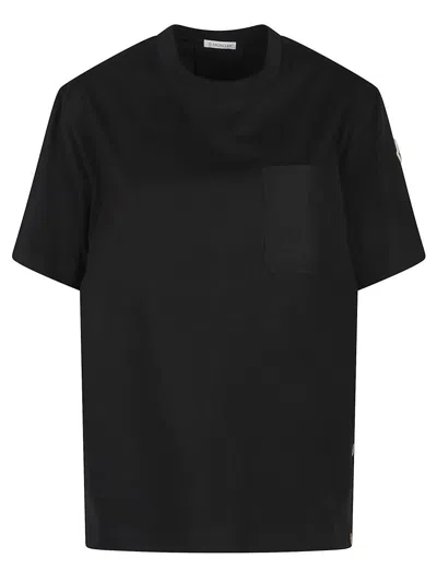 Moncler Tshirt In Black