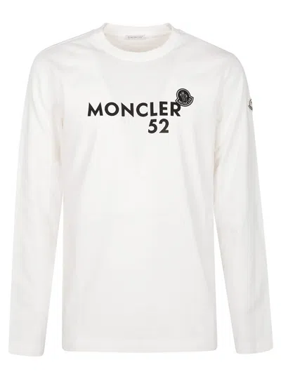 Moncler Tshirt In White