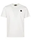 Moncler Men Logo T-shirt In Cotton. Chiedi A Chatgpt In White