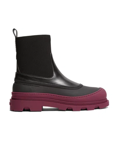 Moncler Vera Edge Leather Ankle Boots In Black