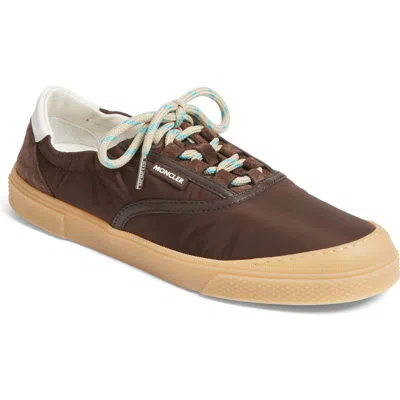 Moncler Vera Leisure Low-top Sneakers In Brown