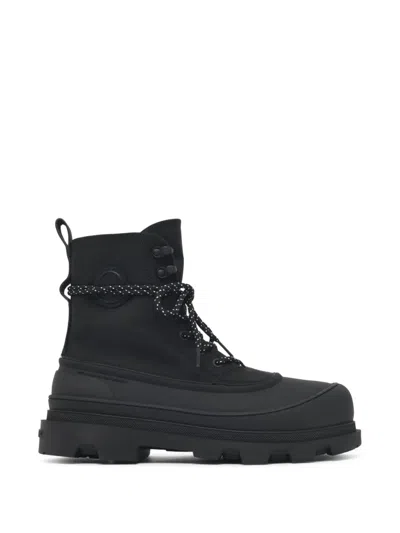 Moncler Vera Sheal Logo-patch Chunky Boots In Black