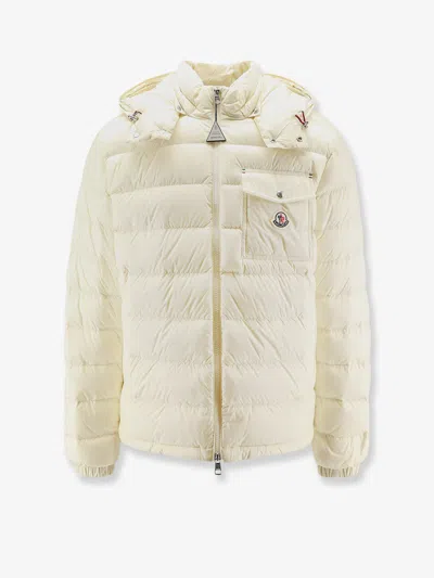 Moncler Verith Down Jacket With Removable Hood In White