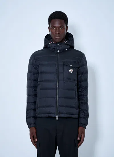 Moncler Verith Hooded Short Down Jacket In Black