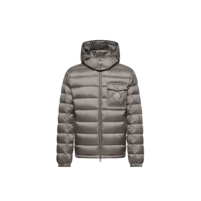 Moncler Verith Hooded Short Down Jacket, Men, Grey, Size: 7 In Gray