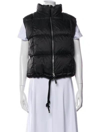 Pre-owned Moncler Vest In Black