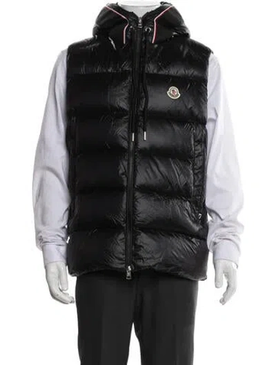 Pre-owned Moncler Vest In Black