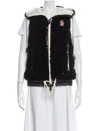 Pre-owned Moncler Vest In Black