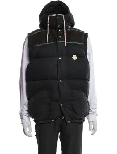 Pre-owned Moncler Vest In Gray