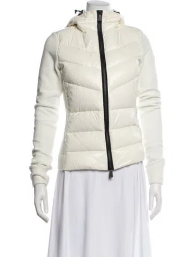 Pre-owned Moncler Vest In White