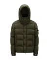 Moncler Vezere Logo Patch Puffer Jacket In Green