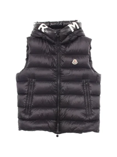 Pre-owned Moncler Vintage 2010s Montreuil Hooded Gilet In Black