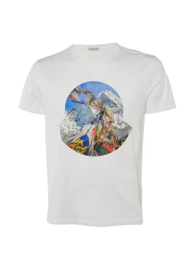 Pre-owned Moncler Vintage Tibetan Flag Print T-shirt In White