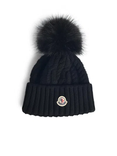 MONCLER VIRGIN WOOL AND BLACK CASHMERE BEANIE