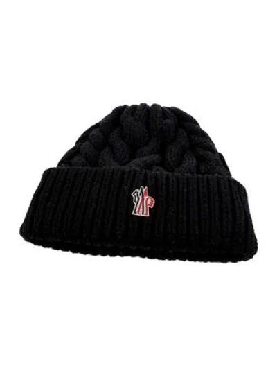 Pre-owned Moncler Virgin Wool Beanie In Black