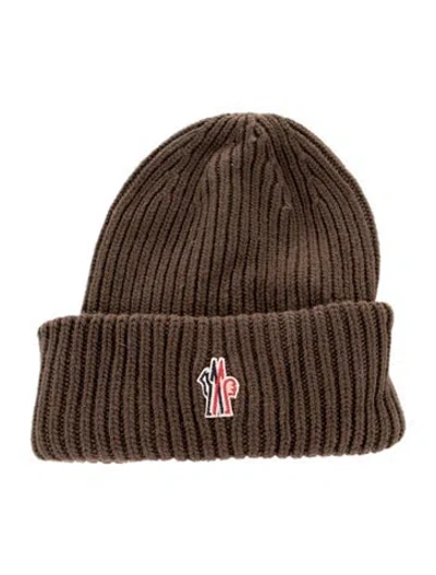 Pre-owned Moncler Virgin Wool Beanie In Green
