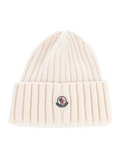 Pre-owned Moncler Virgin Wool Beanie In Neutral