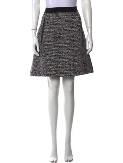 Pre-owned Moncler Virgin Wool Mini Skirt In Black