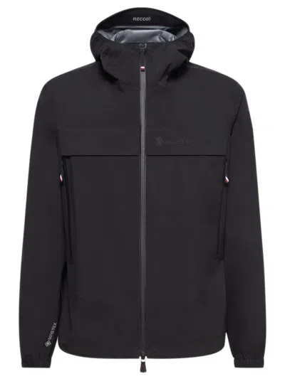 Moncler Water-resistant Hooded Jacket With Visor - Size 2 In Black
