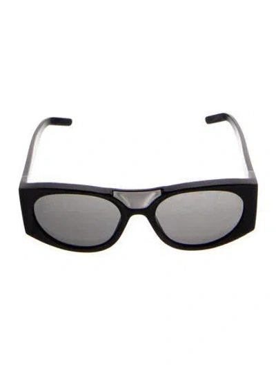 Pre-owned Moncler Wayfarer Tinted Sunglasses In Black