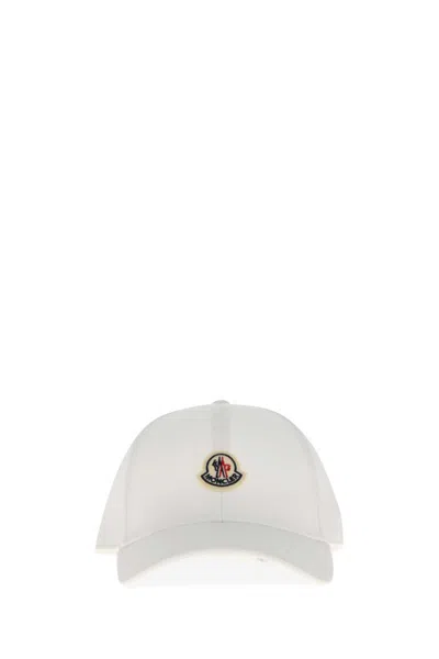 MONCLER WHITE LOGO BASEBALL HAT