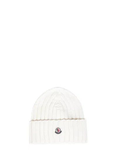 Moncler White Ribbed Wool Knit Beanie With Logo Patch