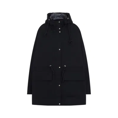Moncler Wintercoat In Blue