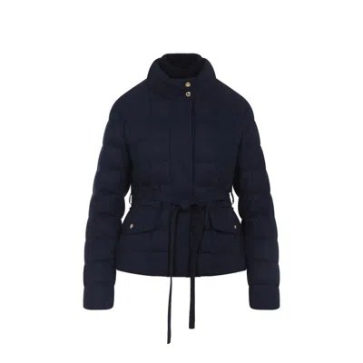 Moncler Wintercoat In Blue